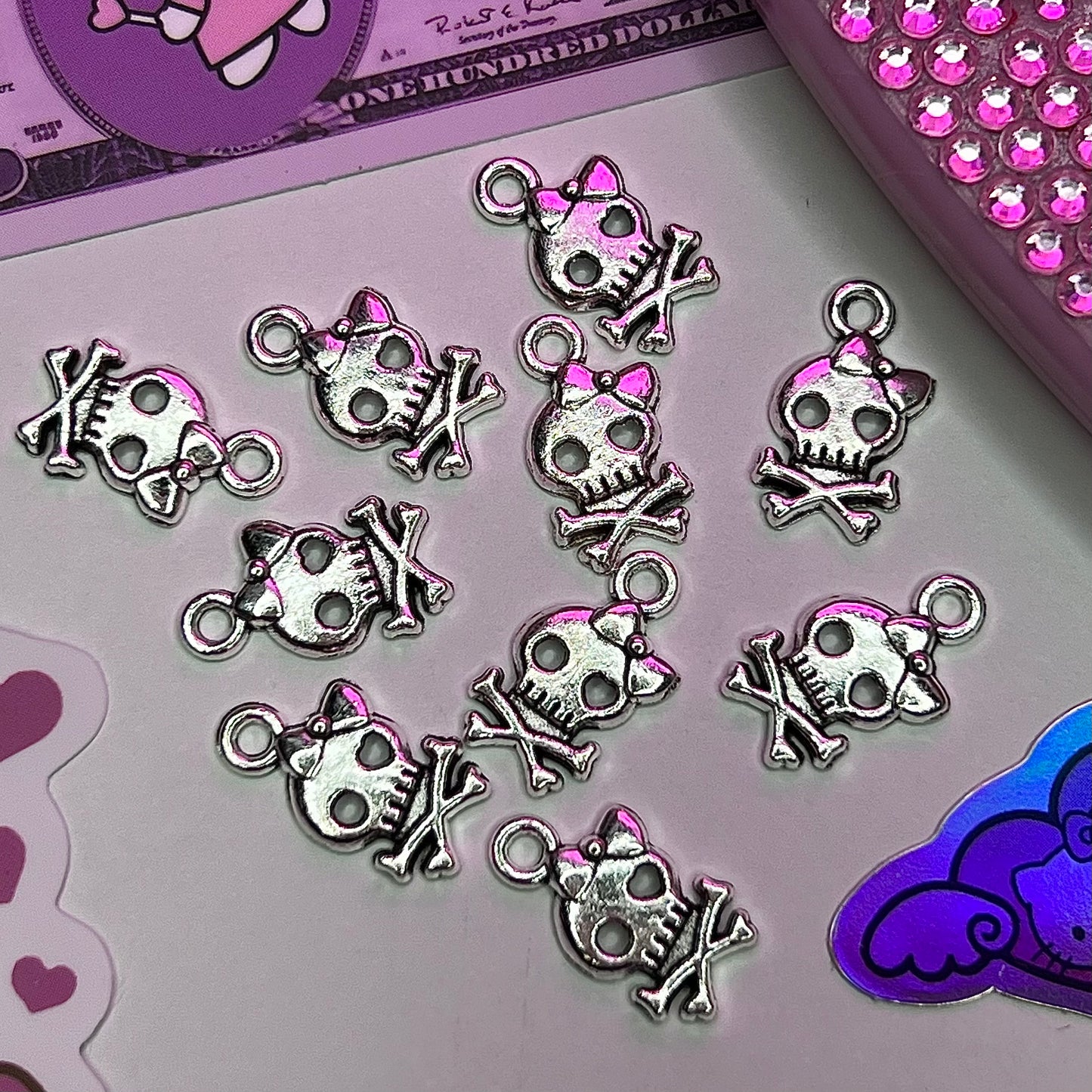SKULL DANGLES